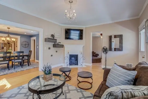 Ev (4 Bedrooms)