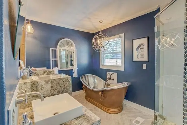 Ev (4 Bedrooms)
