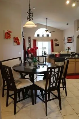 Villa, 4 Yatak Odası, Kişiye Özel Havuzlu