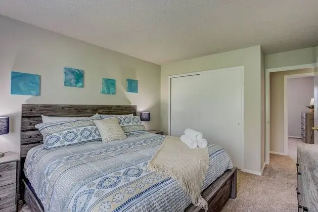 Ev (4 Bedrooms)