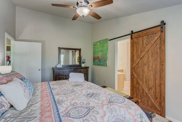 Ev (4 Bedrooms)