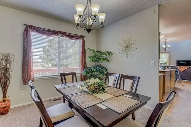 Ev (4 Bedrooms)