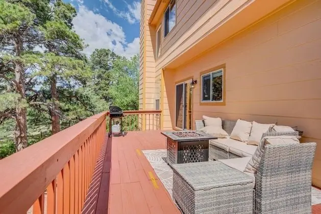 Ev (4 Bedrooms)