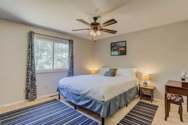 Ev (4 Bedrooms)