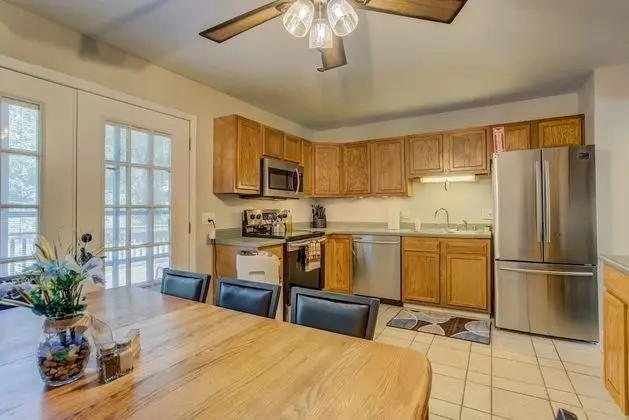 Ev (4 Bedrooms)