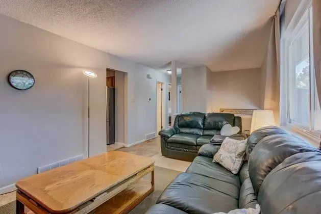 Ev (4 Bedrooms)
