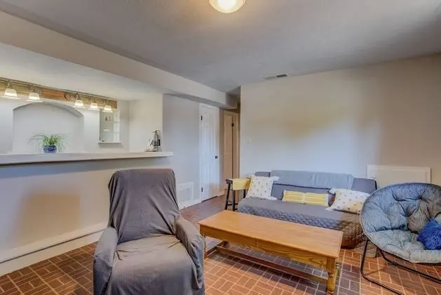 Ev (4 Bedrooms)