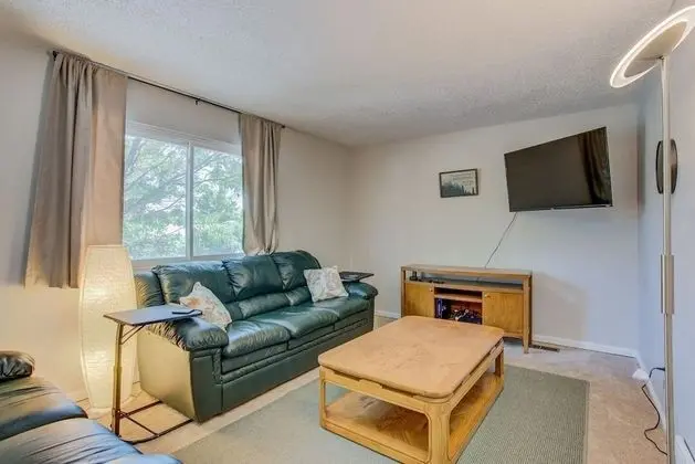 Ev (4 Bedrooms)