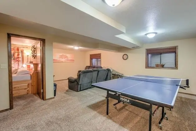 Ev (4 Bedrooms)
