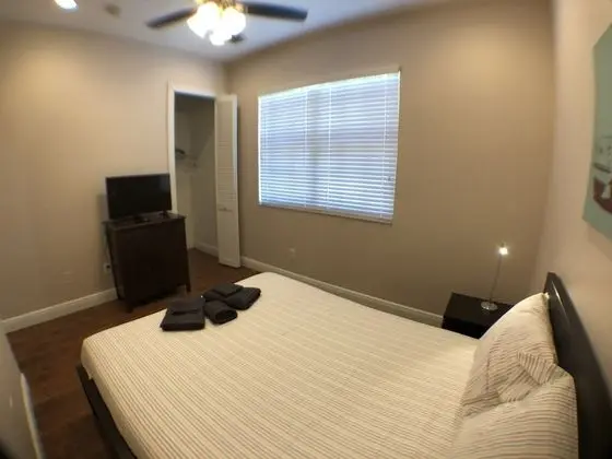 Ev, 4 Yatak Odası (4 Bathrooms)