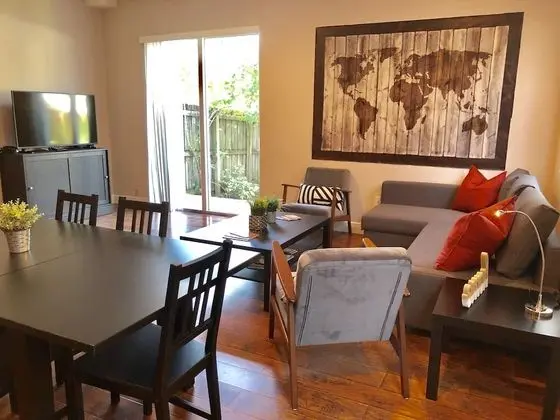 Ev, 4 Yatak Odası (4 Bathrooms)