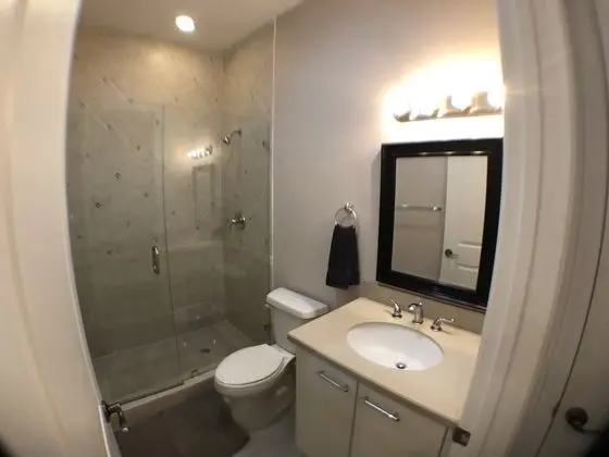 Ev, 4 Yatak Odası (4 Bathrooms)