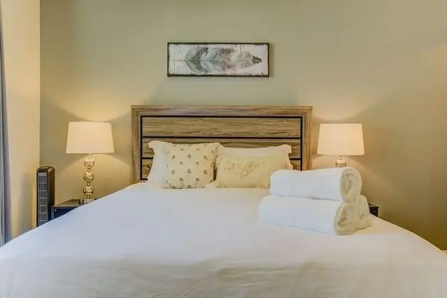 Ev (4 Bedrooms)