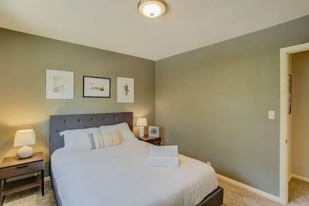 Ev (4 Bedrooms)