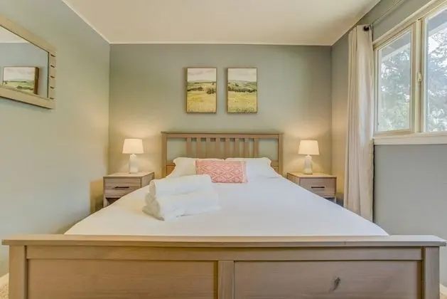 Ev (4 Bedrooms)
