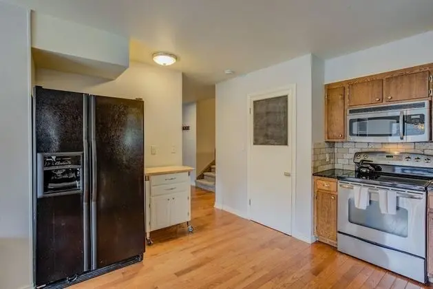 Ev (4 Bedrooms)