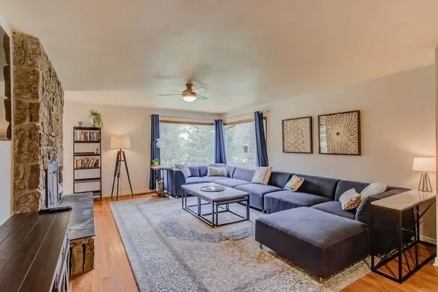 Ev (4 Bedrooms)