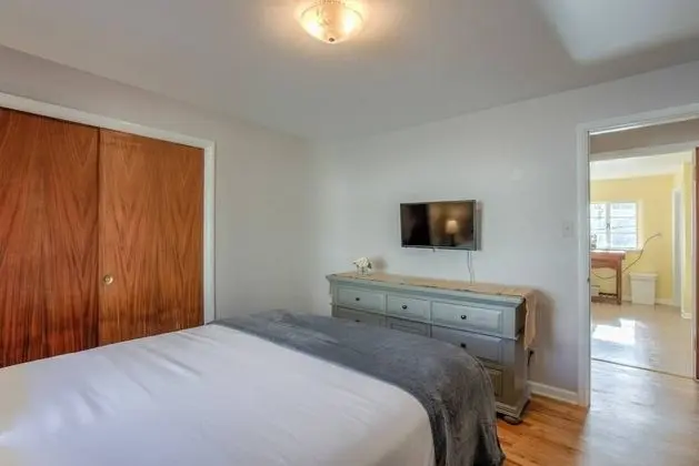 Ev (4 Bedrooms)