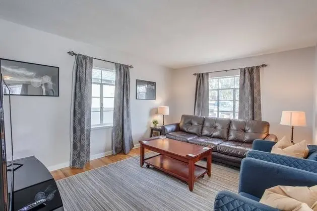 Ev (4 Bedrooms)