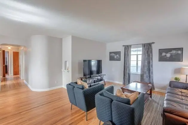 Ev (4 Bedrooms)