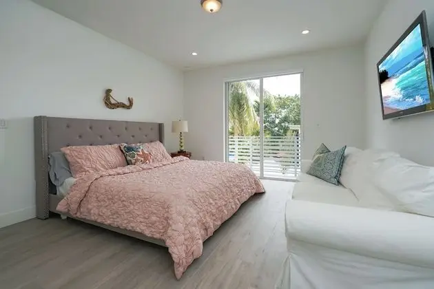Sıra Ev, 4 Yatak Odası, Kişiye Özel Havuzlu (4 Bathrooms - 3570)
