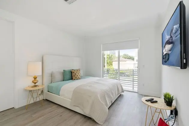 Sıra Ev, 4 Yatak Odası, Kişiye Özel Havuzlu (4 Bathrooms - 3572)