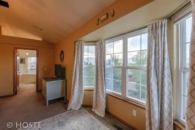 Ev (4 Bedrooms)