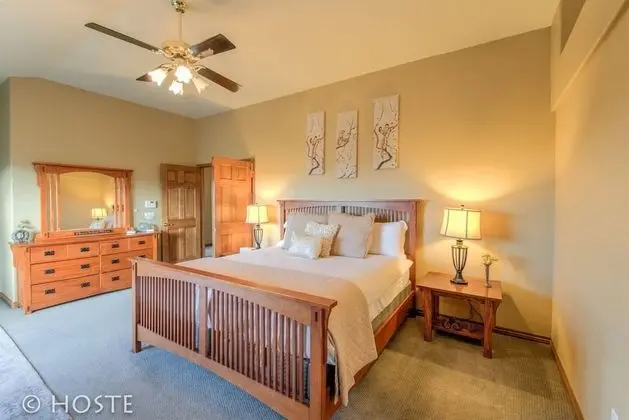 Ev (4 Bedrooms)