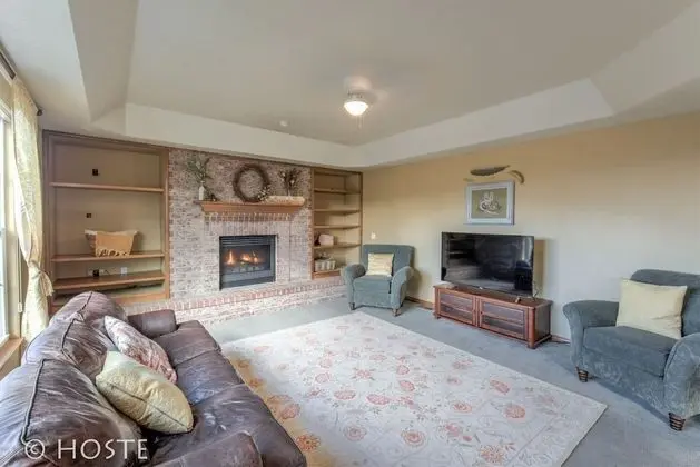 Ev (4 Bedrooms)