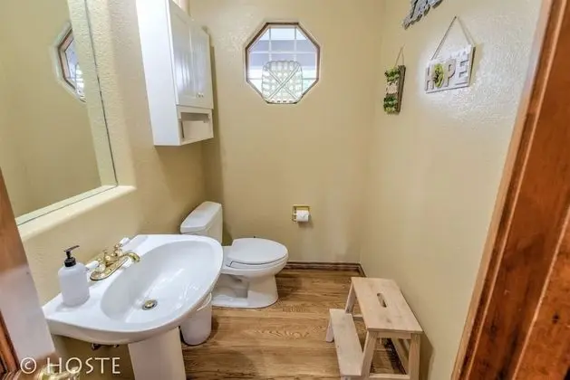 Ev (4 Bedrooms)