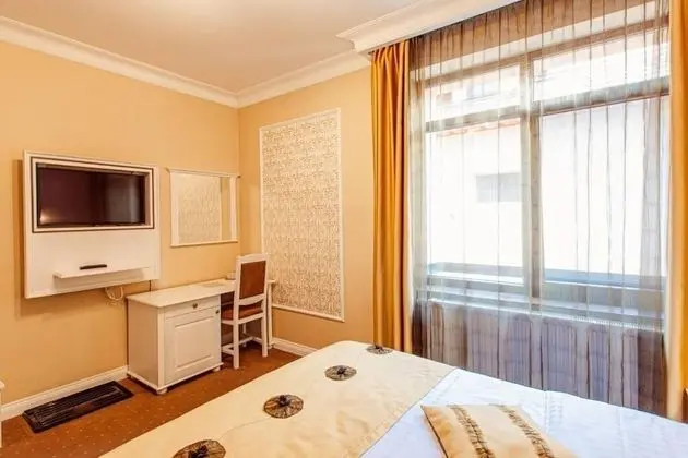 Standard Tek Büyük veya İki Ayrı Yataklı Oda