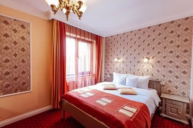 Standard Tek Büyük veya İki Ayrı Yataklı Oda
