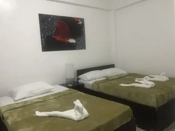 Üç Kişilik Oda