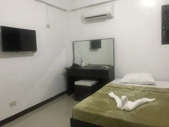 Üç Kişilik Oda