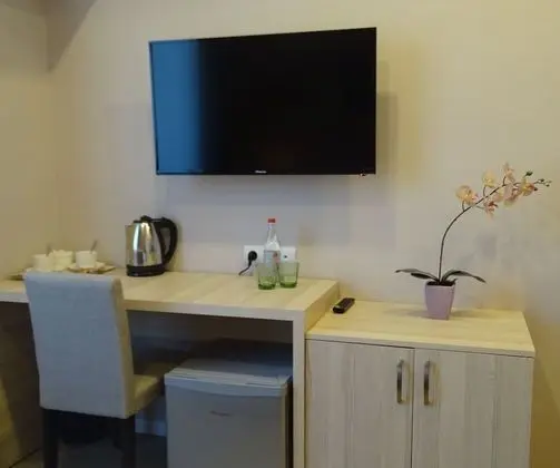 Economy Tek Büyük veya İki Ayrı Yataklı Oda (Family)