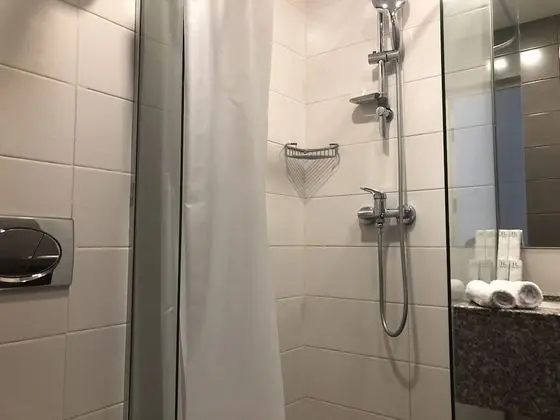 Economy Tek Büyük Yataklı Oda