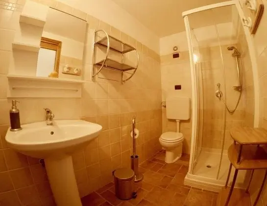 Tek Büyük Yataklı Oda, 2 Tek Kişilik Yatak