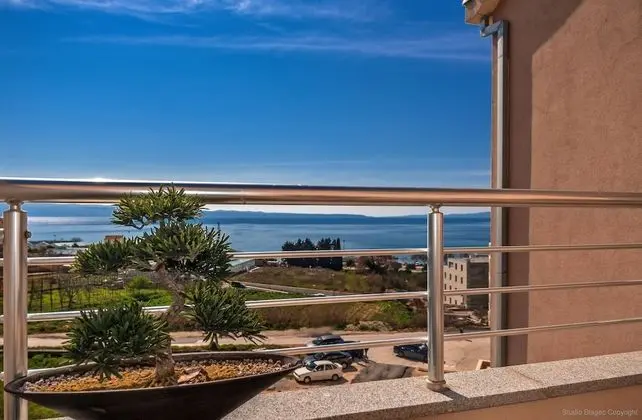 Deluxe Apart Daire, Deniz Manzaralı