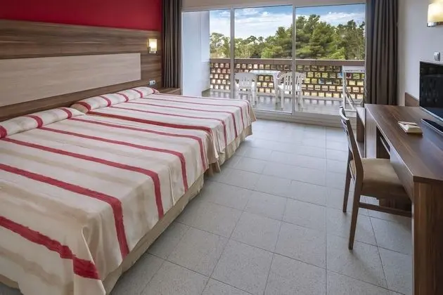 Standard Üç Kişilik Oda, Balkon (2 adultos y 1 niño)