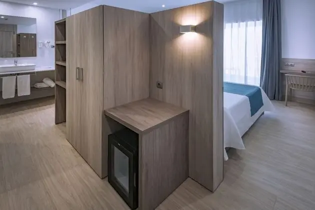 Üç Kişilik Oda, Balkon, Deniz Manzaralı (2 adultos y 1 niño)