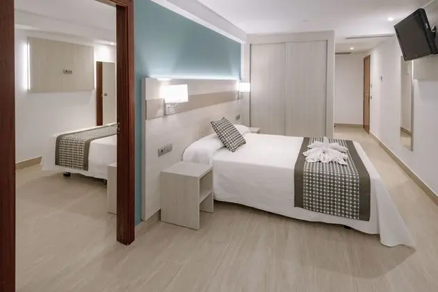 Family Oda, Balkon (2 adults)