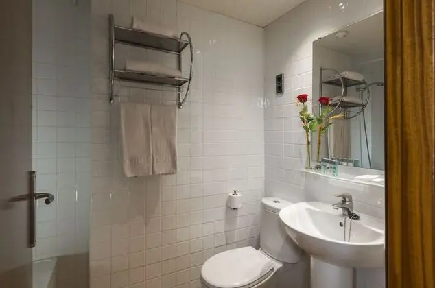 Standard Dört Kişilik Oda, Balkon (2 Adults + 2 Children)