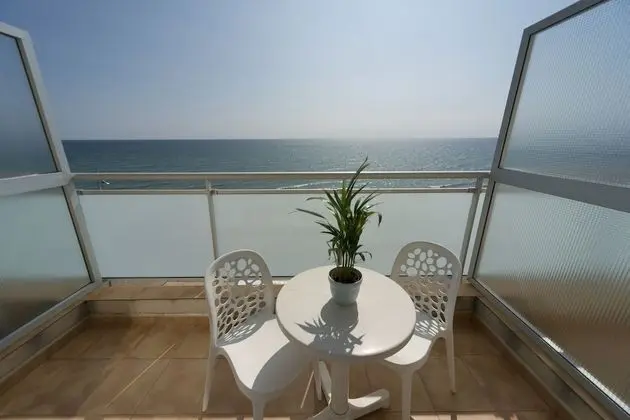 Tek Büyük Yataklı Oda, Balkon, Deniz Manzaralı (2 Adults)