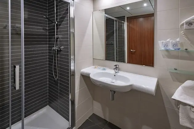 Standard Üç Kişilik Oda, Balkon (3 adults)