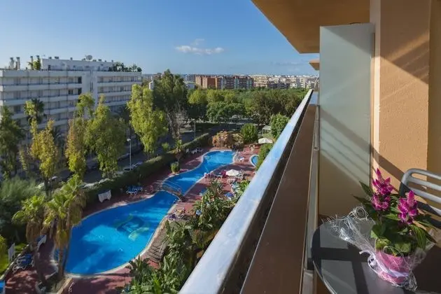 Standard Dört Kişilik Oda, Balkon (2 Adults + 2 Children)