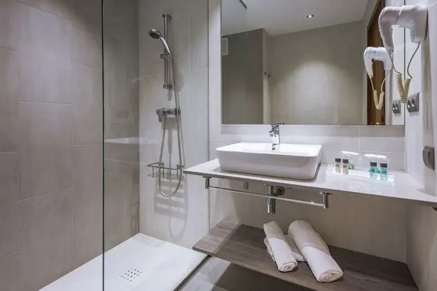 Standard Üç Kişilik Oda, Balkon (3 Adults)