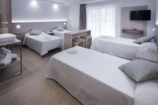 Family Oda, Balkon (2 Adults)