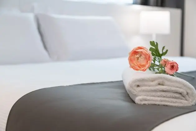 Deluxe Tek Büyük veya İki Ayrı Yataklı Oda, Balkon