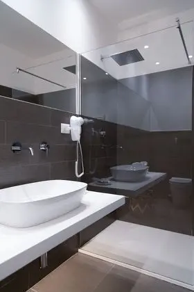 Deluxe Tek Büyük veya İki Ayrı Yataklı Oda, Balkon