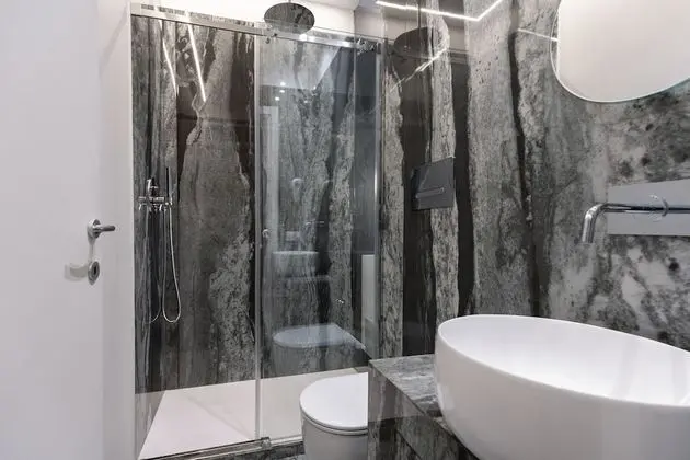 Deluxe Tek Büyük veya İki Ayrı Yataklı Oda, Balkon